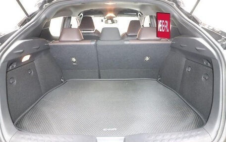 Toyota C-HR I рестайлинг, 2018 год, 1 560 000 рублей, 8 фотография