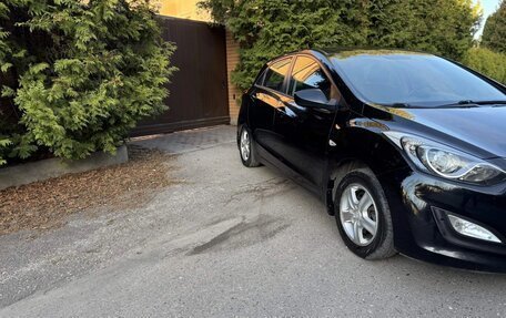 Hyundai i30 II рестайлинг, 2013 год, 958 000 рублей, 3 фотография