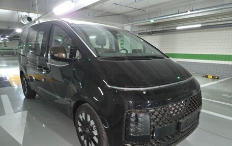 Hyundai Staria, 2025 год, 10 600 000 рублей, 8 фотография