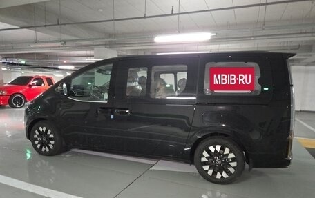 Hyundai Staria, 2025 год, 10 600 000 рублей, 5 фотография