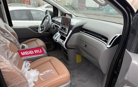 Hyundai Staria, 2025 год, 10 600 000 рублей, 21 фотография