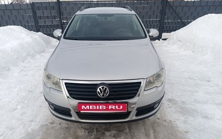 Volkswagen Passat B6, 2008 год, 700 000 рублей, 4 фотография