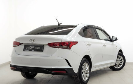 Hyundai Solaris II рестайлинг, 2021 год, 1 585 000 рублей, 5 фотография