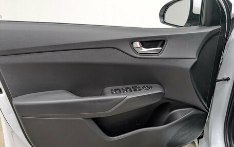 Hyundai Solaris II рестайлинг, 2021 год, 1 585 000 рублей, 19 фотография