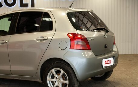 Toyota Yaris III рестайлинг, 2006 год, 450 000 рублей, 14 фотография