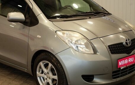 Toyota Yaris III рестайлинг, 2006 год, 450 000 рублей, 7 фотография