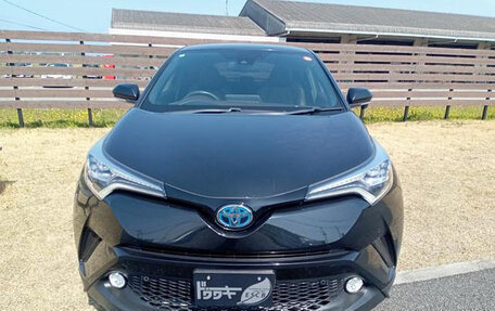 Toyota C-HR I рестайлинг, 2018 год, 1 540 000 рублей, 2 фотография