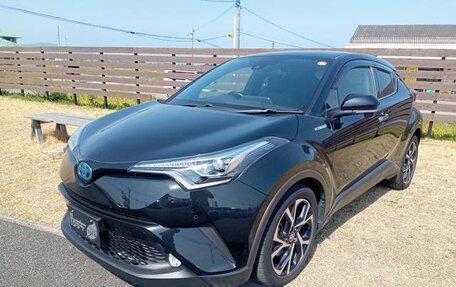 Toyota C-HR I рестайлинг, 2018 год, 1 540 000 рублей, 3 фотография