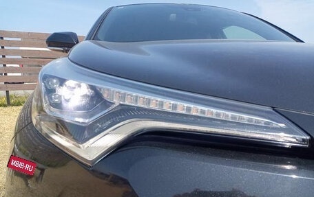 Toyota C-HR I рестайлинг, 2018 год, 1 540 000 рублей, 7 фотография