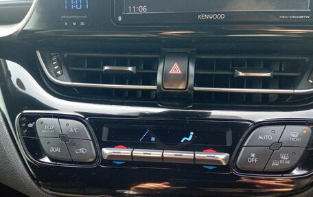 Toyota C-HR I рестайлинг, 2018 год, 1 540 000 рублей, 22 фотография