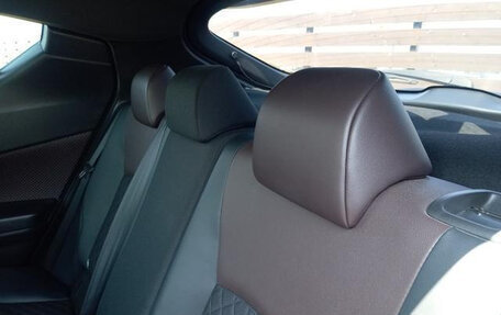 Toyota C-HR I рестайлинг, 2018 год, 1 540 000 рублей, 27 фотография