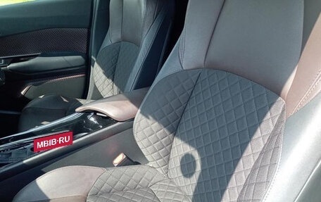 Toyota C-HR I рестайлинг, 2018 год, 1 540 000 рублей, 29 фотография