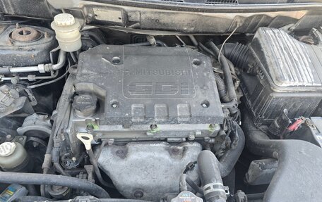 Mitsubishi Space Wagon III, 2002 год, 370 000 рублей, 16 фотография