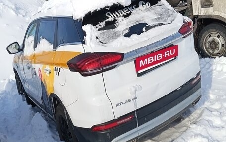 Geely Atlas, 2024 год, 1 155 000 рублей, 2 фотография