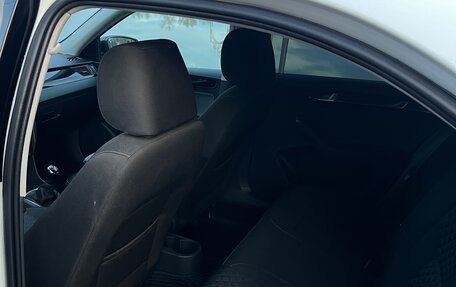 Skoda Rapid I, 2018 год, 700 000 рублей, 14 фотография