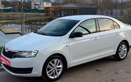 Skoda Rapid I, 2018 год, 700 000 рублей, 2 фотография