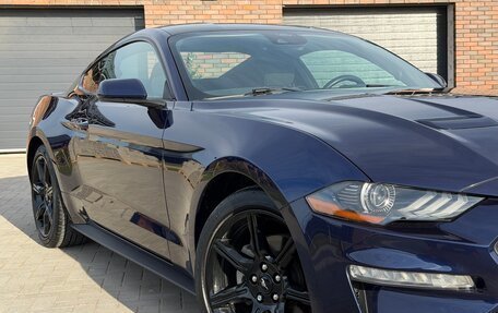 Ford Mustang VI рестайлинг, 2020 год, 3 600 000 рублей, 10 фотография