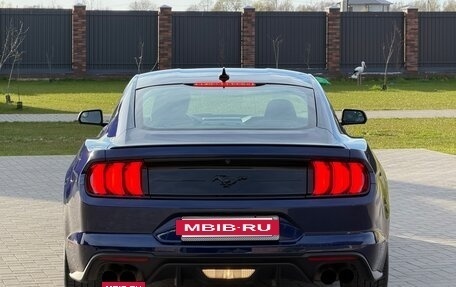 Ford Mustang VI рестайлинг, 2020 год, 3 600 000 рублей, 7 фотография