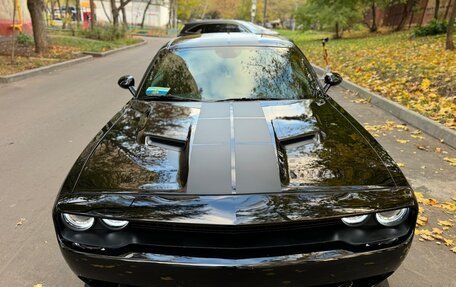 Dodge Challenger III рестайлинг 2, 2022 год, 4 850 000 рублей, 22 фотография