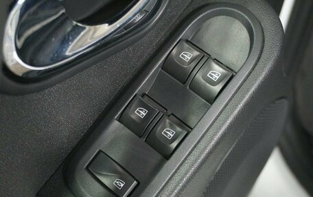 Nissan Terrano III, 2021 год, 1 440 000 рублей, 14 фотография