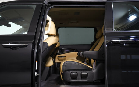 KIA Carnival, 2021 год, 3 899 000 рублей, 37 фотография