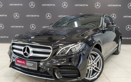 Mercedes-Benz E-Класс, 2019 год, 3 850 000 рублей, 1 фотография