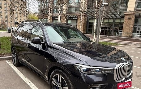 BMW X7, 2019 год, 6 100 000 рублей, 3 фотография