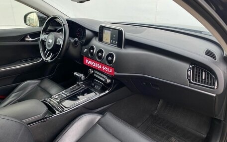 KIA Stinger I, 2019 год, 2 675 000 рублей, 9 фотография