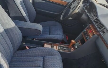 Mercedes-Benz W124, 1990 год, 320 000 рублей, 2 фотография
