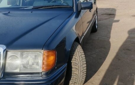Mercedes-Benz W124, 1990 год, 320 000 рублей, 12 фотография