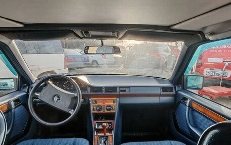 Mercedes-Benz W124, 1990 год, 320 000 рублей, 8 фотография