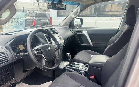 Toyota Land Cruiser Prado 150 рестайлинг 2, 2018 год, 4 880 000 рублей, 2 фотография