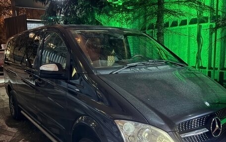 Mercedes-Benz Viano, 2011 год, 2 300 000 рублей, 4 фотография