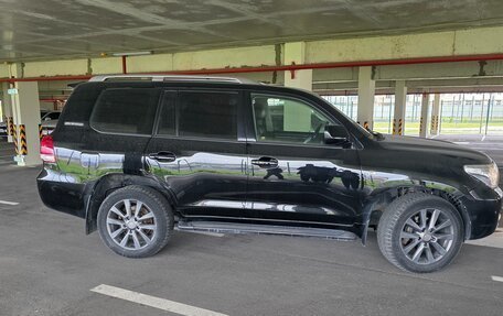 Toyota Land Cruiser 200, 2011 год, 2 900 000 рублей, 6 фотография