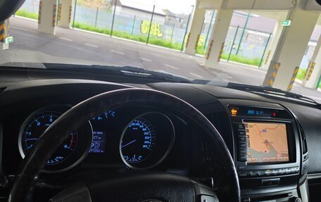 Toyota Land Cruiser 200, 2011 год, 2 900 000 рублей, 8 фотография