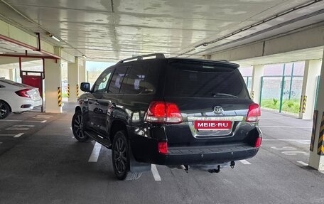 Toyota Land Cruiser 200, 2011 год, 2 900 000 рублей, 4 фотография