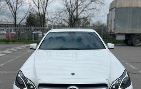 Mercedes-Benz E-Класс, 2015 год, 2 460 000 рублей, 3 фотография