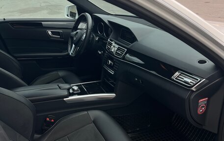 Mercedes-Benz E-Класс, 2015 год, 2 460 000 рублей, 12 фотография