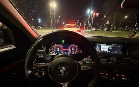 BMW 5 серия, 2016 год, 2 800 000 рублей, 24 фотография