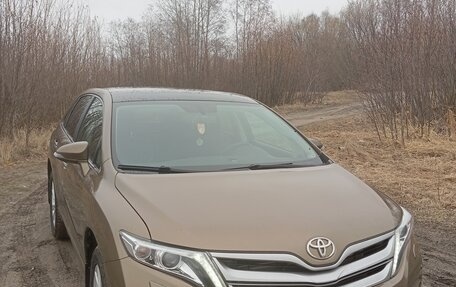 Toyota Venza I, 2013 год, 1 900 000 рублей, 2 фотография