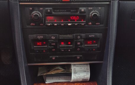 Audi A4, 2001 год, 550 000 рублей, 12 фотография
