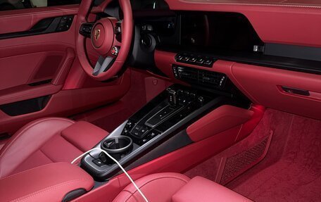 Porsche 911, 2025 год, 25 800 000 рублей, 10 фотография