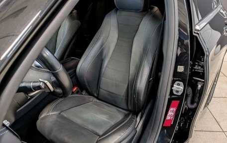 Mercedes-Benz E-Класс, 2019 год, 3 850 000 рублей, 20 фотография