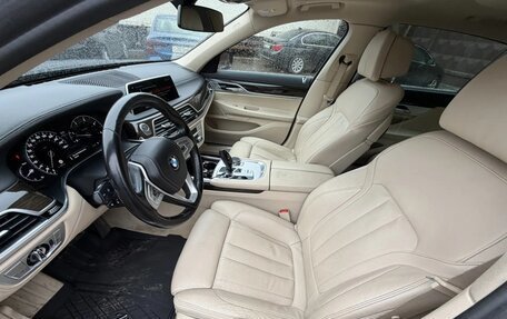 BMW 7 серия, 2018 год, 4 100 000 рублей, 6 фотография