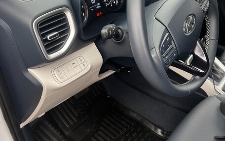 Hyundai Venue I, 2021 год, 2 350 000 рублей, 6 фотография