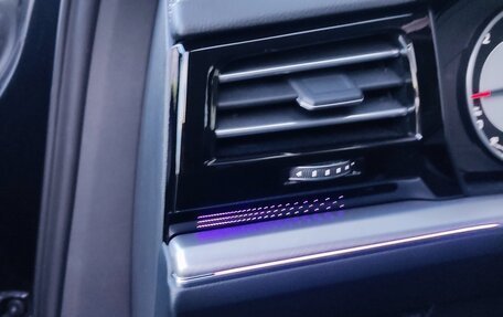 Volkswagen Touareg III, 2020 год, 5 950 000 рублей, 19 фотография