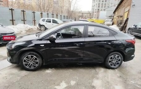 Hyundai Solaris II рестайлинг, 2021 год, 1 440 000 рублей, 3 фотография
