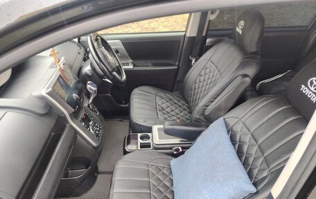 Toyota Voxy II, 2012 год, 1 700 000 рублей, 5 фотография