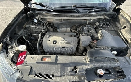 Mitsubishi Outlander III рестайлинг 3, 2015 год, 1 400 000 рублей, 12 фотография