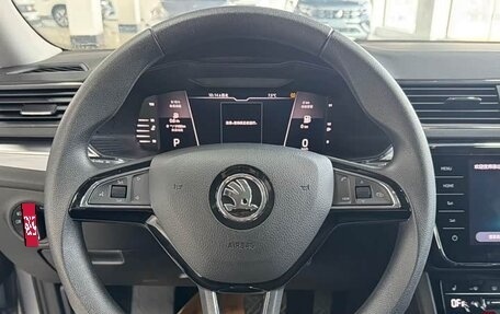 Skoda Superb III рестайлинг, 2023 год, 2 000 000 рублей, 10 фотография